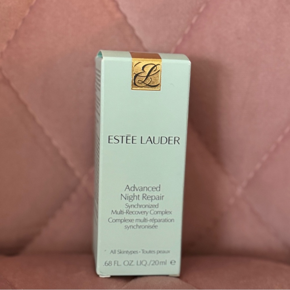New in Box Estée Lauder Advanced Night Repair Serum